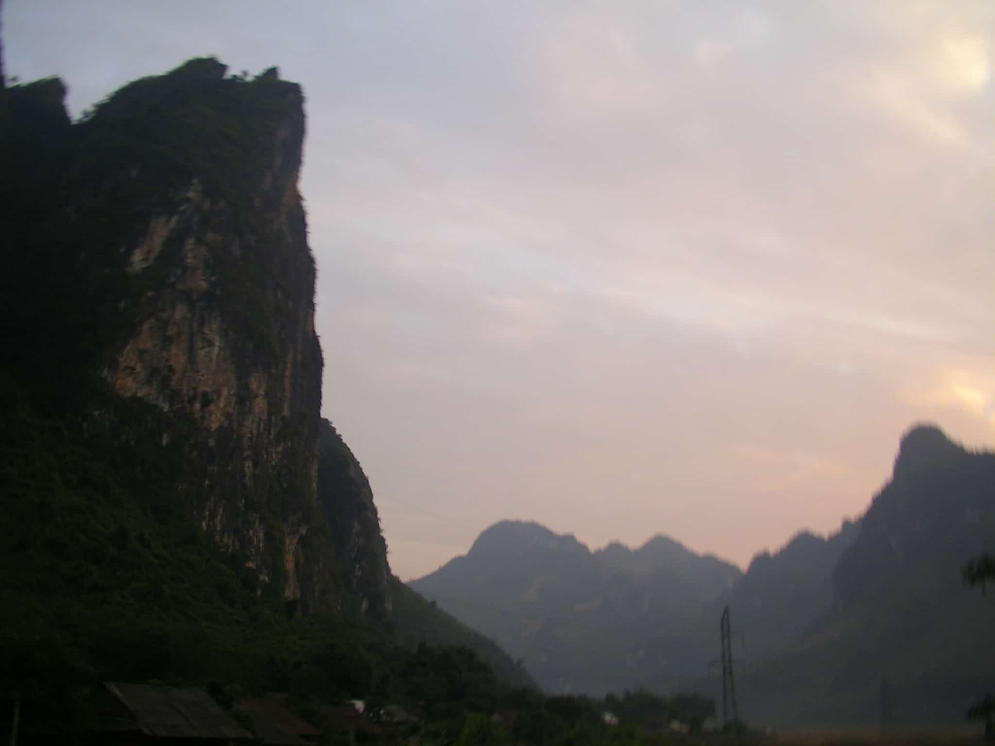 The sun decorating the mountain skyline son la, dien bien phu, DBP, mai chau, moc chau, north vietnam