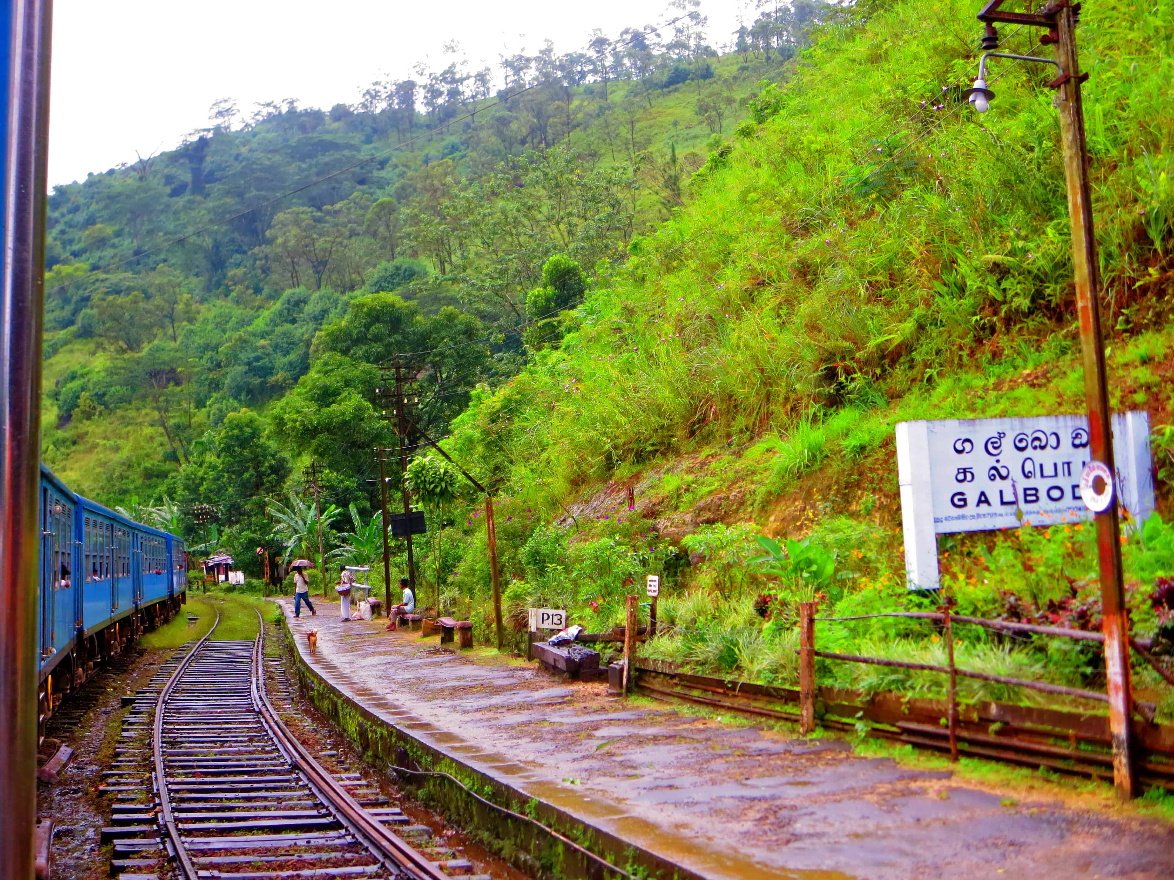 Sri Lanka train, Sri Lanka pictures, Kandy to Ella train