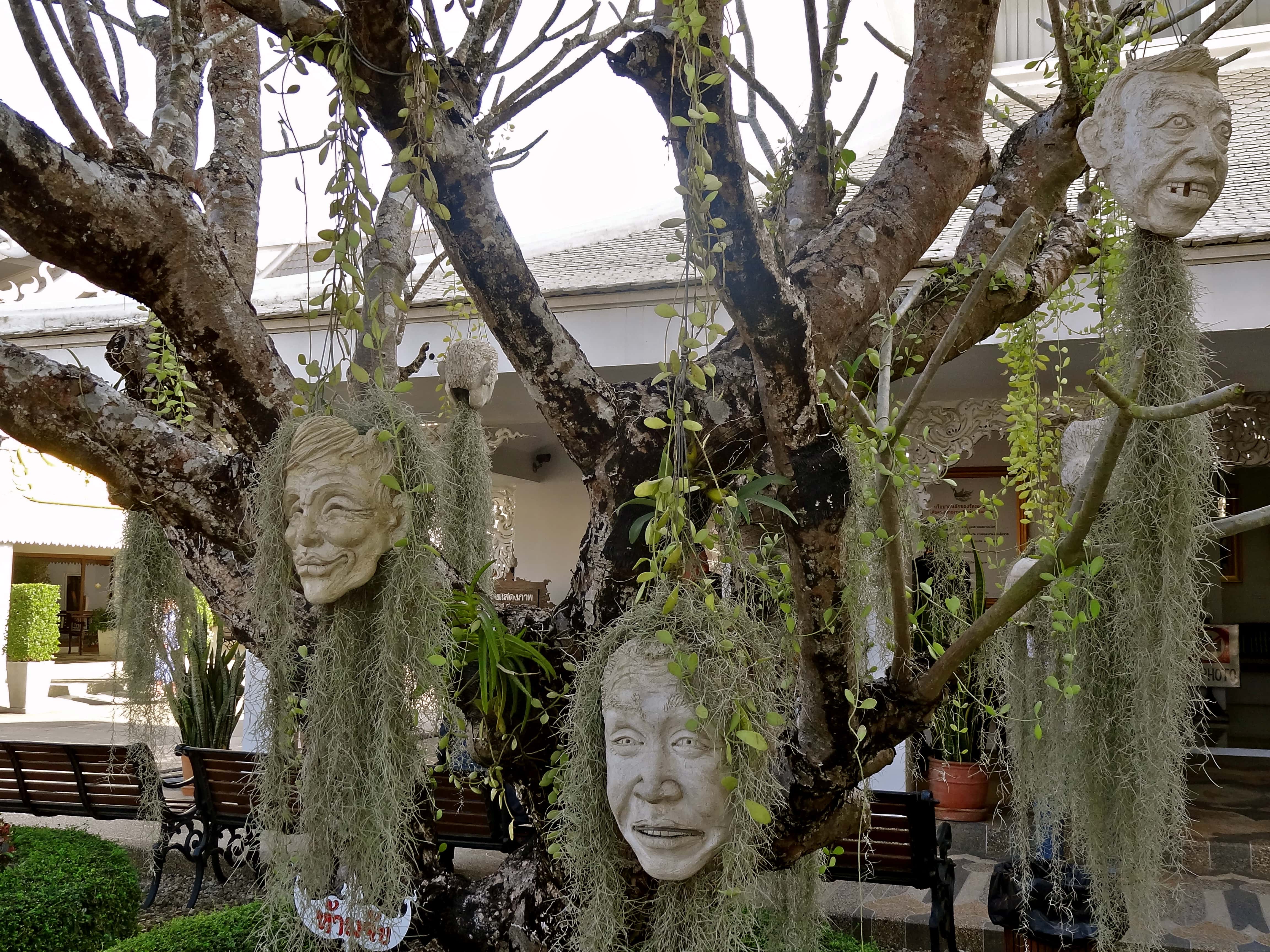wat rong khun, white temple thailand, chiang rai