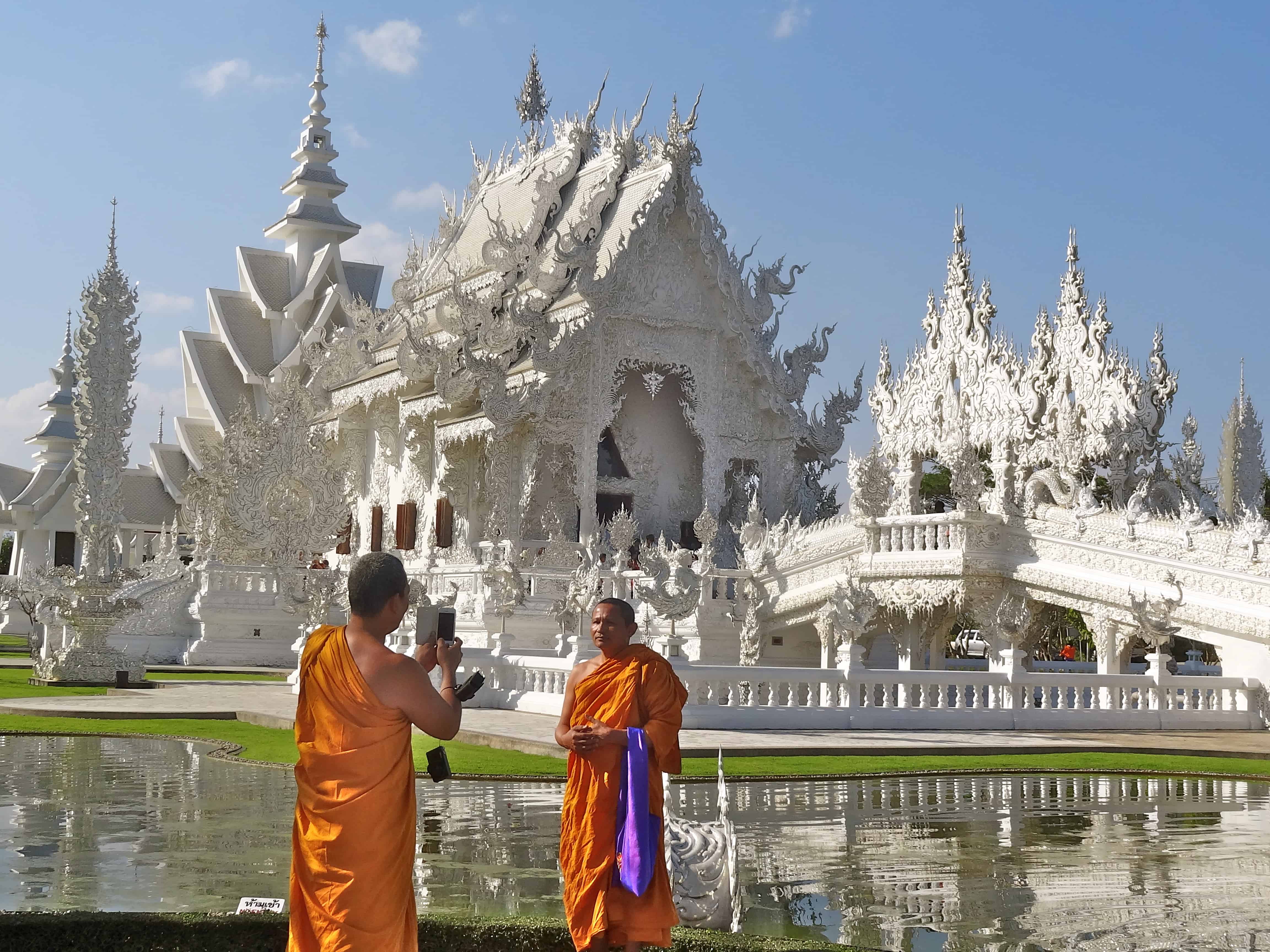 white temple thailand