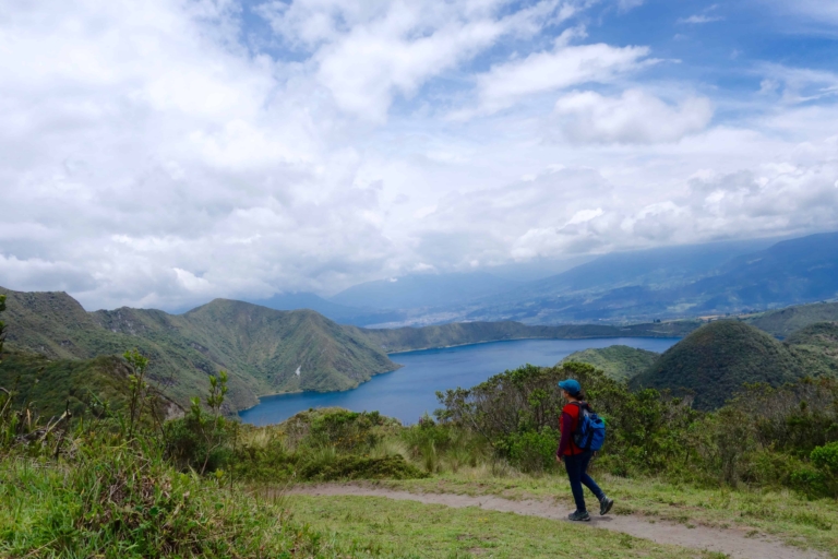 cuicocha lake ecuador, solo travel ecuador