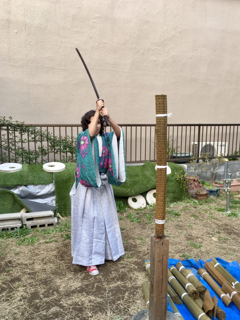 wakizashi japan A traveller learning how to use the sword