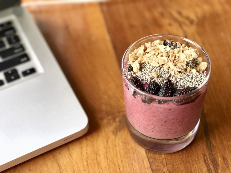 15 Awesome Mumbai Hangouts, Green Corners and Cosy Cafes.